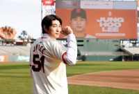 아직도 이정후가 MLB 1등이라니… 그런데 파워는 부족, 이제 SF 홈런왕 솔레어 추가 영입?